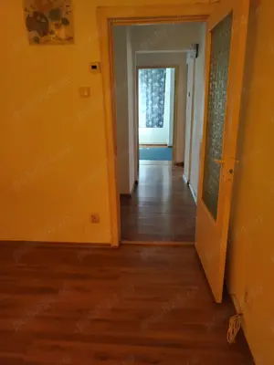 Apartament 3 camere, etaj 2, ultracentrlal Deva  - imagine 11