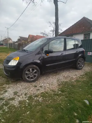 Renault modus 1,5dci, 90cp,4 uși,clima