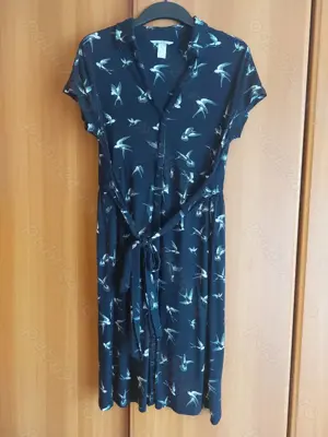 Rochie neagra cu randunele H&M