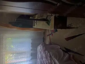 Vând apartament patru camere,decomandat zona Ramiro. - imagine 7 Vând apartament patru camere,decomandat zona Ramiro. - imagine 7