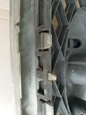 Grila radiator cu sigla rabatabila cromata FORD FOCUS CC CABRIO - imagine 9