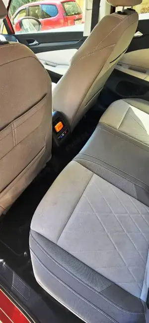 Vand WV Golf 8 1.5 etsi 5200 km - imagine 3