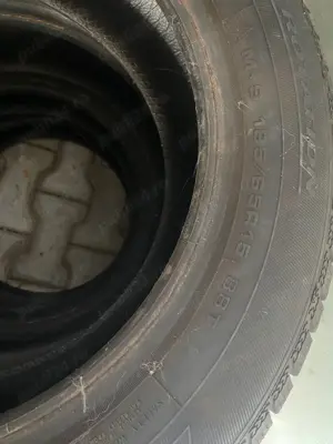 Vând cauciucuri de vara