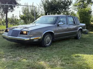 Chrysler Imperial automat clima 1993 (retromobil)
