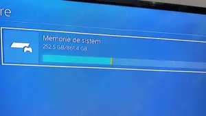 PS 4  cu 2 manete - imagine 3