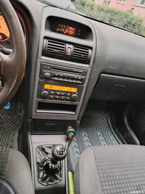 Vând Opel astra caravan 2.0 tdi - imagine 4