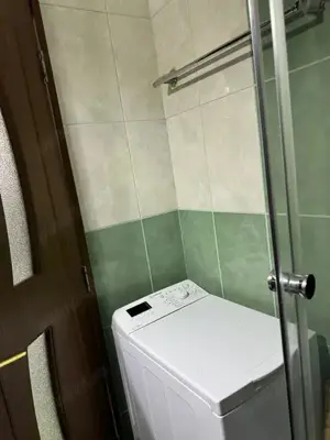 Garsonieră de închiriat, 15 mp, direct proprietar, 1300 lei, 6 minute metrou - imagine 5