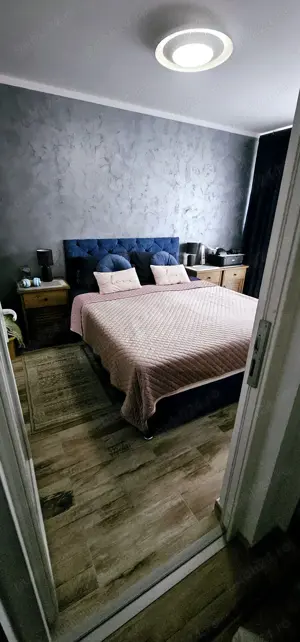 Vând apartament deosebit la munte -STRAJA - imagine 19