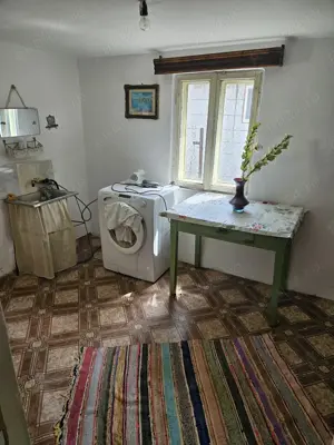 Casă de vânzare, com. Mărăcineni, sat Potoceni, jud. Buzău  - imagine 8