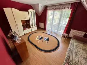 Vand sau schimb Casa P+Et+M -zona Piata Mare Str Bujorului - imagine 5