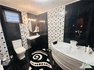 SUPER PROPRIETATE, vila 310 mp construiti, 1000 mp teren PADUREA ROSU - imagine 17