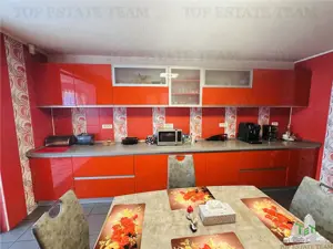 SUPER PROPRIETATE, vila 310 mp construiti, 1000 mp teren PADUREA ROSU - imagine 15