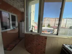 Apartament de vanzare, cu 3 camere, zona Micro 5  - imagine 6