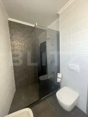 Apartament de vanzare, cu 2 camere, zona semicentral - imagine 4