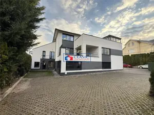 Inchiriere cladire de birouri individuala, 900 mp utili, cartier Europa