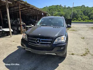 Dezmembrez Mercedes-Benz ML 164 Facelif  Motor 3.0 CDI ,Euro 5,an 2011