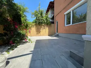 Aradului. 3 cam. Spatios. Curte 15 MP.  - imagine 10