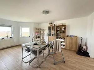 CASA individuala cu garaj, 5 camere, 3 bai Dumbravita zona lac Macilor - imagine 3