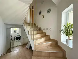 CASA individuala cu garaj, 5 camere, 3 bai Dumbravita zona lac Macilor - imagine 4