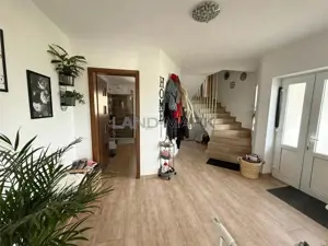 CASA individuala cu garaj, 5 camere, 3 bai Dumbravita zona lac Macilor - imagine 5