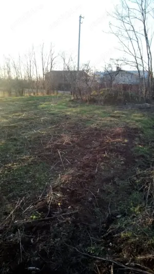 Vând Teren Intravilan