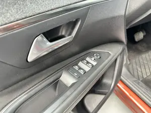 Peugeot 3008 1.6i Allure-Hibrid-Automatic-224 H.P - imagine 14