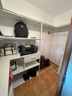 De inchiriat apartamnet cu 2 camere, în CENTRU  - imagine 11
