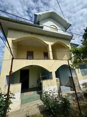 Casa cu etaj de vanzare sat Beresti, com. Sascut, jud. Bacau - imagine 7