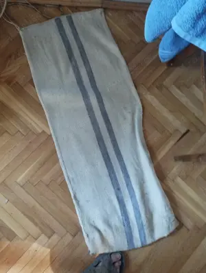 Vând saci de cânepă țesuți la razboi - imagine 4