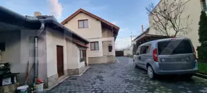 Casa cu 3 camere, 120 mp utili pe un teren de 1200 mp, zona centrala 