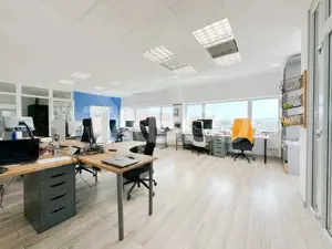 Cladire de birouri finisata la cheie 600 mp utili 15 parcari - imagine 9