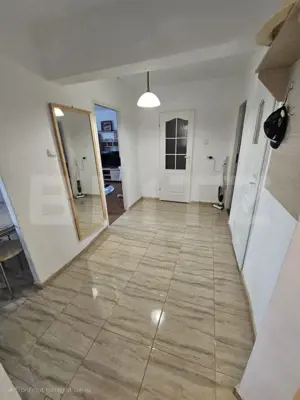 Apartament cu 2 camere si dressing, decomandat , 70 mp, la cheie 