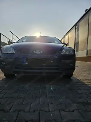 Vand Ford Focus Benzina! - imagine 6