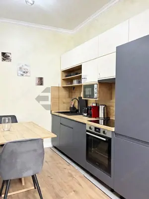 Apartament ultracentral cu 3 camere de inchirat - imagine 3