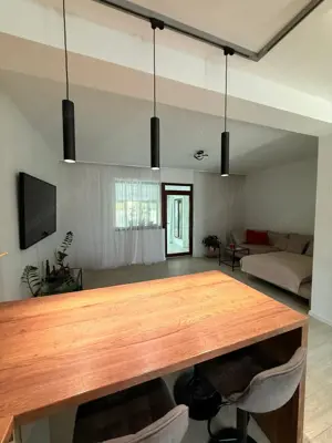 Piscină | Mobilată complet | Panouri solare | 3 băi și terasă închisă - imagine 7