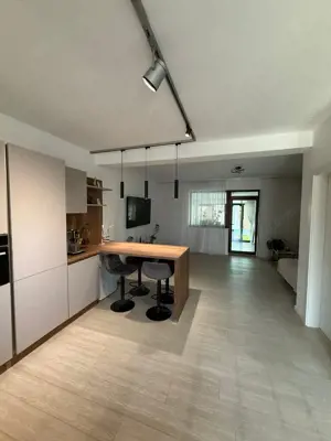 Piscină | Mobilată complet | Panouri solare | 3 băi și terasă închisă - imagine 5