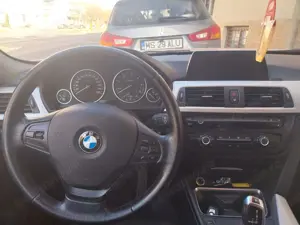 BMW seria 3, XDrive 320 automata - imagine 3
