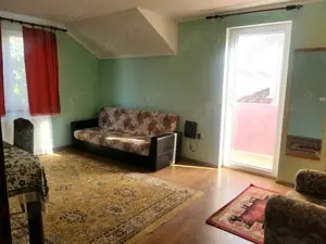 Închiriez la 1-2studente eleve ap.2camere,decomandat,bucătărie,2băi,parcare,  Dumbravița