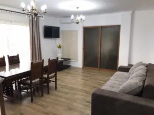 Inchiriez apartament deosebit, tip penthouse, etaj 2, parcare subterana - imagine 2