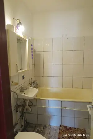 Apartament 2 camere - Zona Podgoria - imagine 4