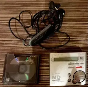 Sony MD Walkman MZ-R70