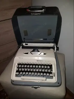 Masina de scris Remington