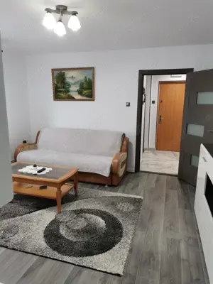 Închiriez apartament  - imagine 9