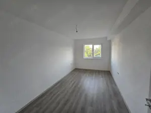 Sanandrei, Drum Asfaltat, Teren Generos, Buc Separata, 3 Dor, 2 Bai, dressing - imagine 18