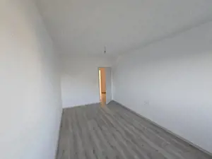 Sanandrei, Drum Asfaltat, Teren Generos, Buc Separata, 3 Dor, 2 Bai, dressing - imagine 15