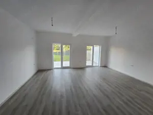 Sanandrei, Drum Asfaltat, Teren Generos, Buc Separata, 3 Dor, 2 Bai, dressing - imagine 16