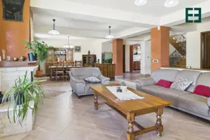 Vilă cu 6 camere - Zona Subcetate - Arad