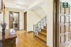 Vilă cu 6 camere - Zona Subcetate - Arad - imagine 19