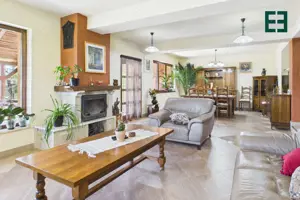 Vilă cu 6 camere - Zona Subcetate - Arad - imagine 4