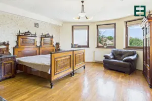 Vilă cu 6 camere - Zona Subcetate - Arad - imagine 20